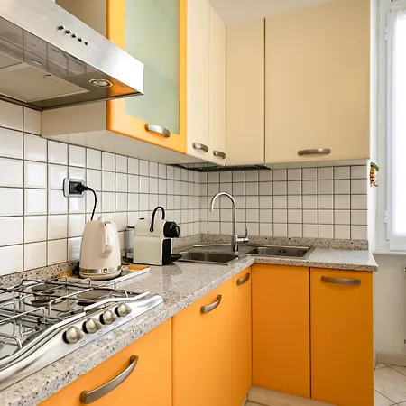 Apartman Guesthost - A Casa Di Eufemia - Migliarina Station La Spezia