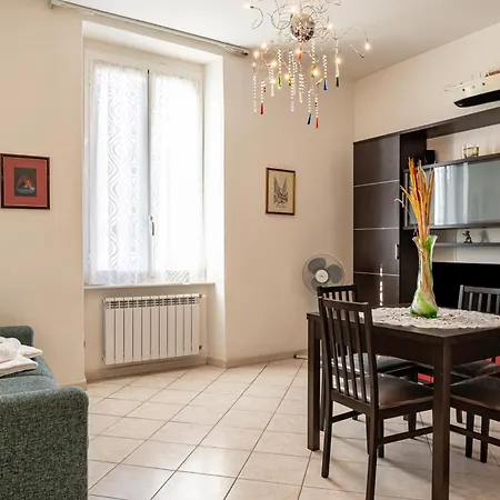 Guesthost - A Casa Di Eufemia - Migliarina Station Apartament *